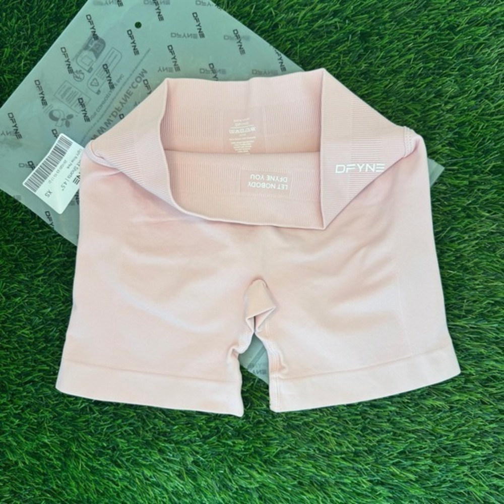 Dfyne impact shorts 4.5" light rose pink extra small - Picture 3 of 5